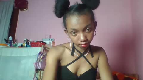 valencia302364 online show from 01.08.25