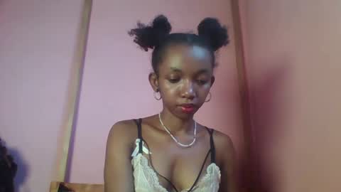 valencia302364 online show from 01.17.25