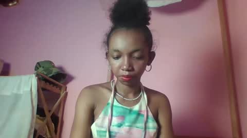 valencia302364 online show from 01.20.25