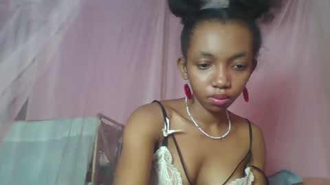 valencia302364 online show from 01.31.25