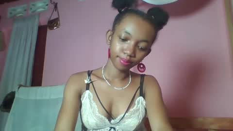 valencia302364 online show from 02.01.25