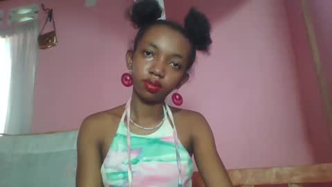 valencia302364 online show from 02.08.25