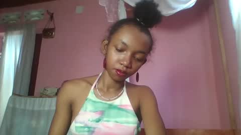 valencia302364 online show from 02.19.25