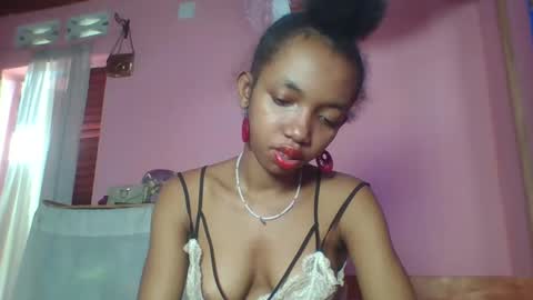 valencia302364 online show from 02.24.25