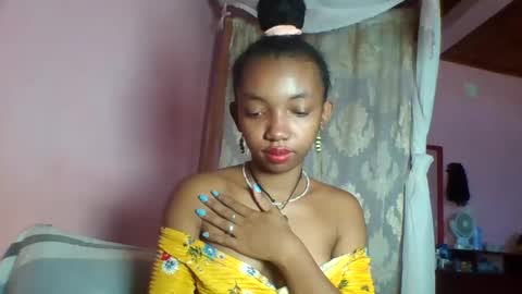 valencia302364 online show from 09.13.25