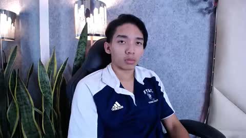 Snapshot of valenorlerot chatting on 10.16.25 Valenor online show from 10.16.25