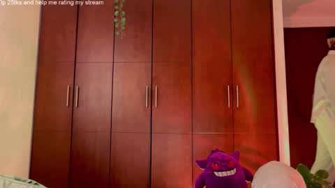   Valentin  independent Cam Boy     online show from 02.17.25