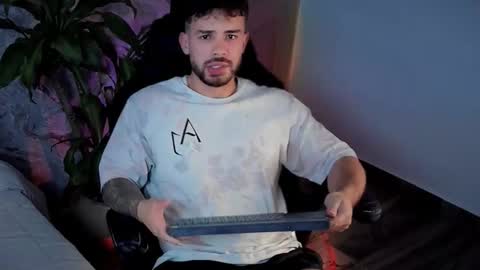 valenthinoking online show from 09.23.25