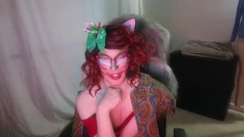 Valentia online show from 12.15.24