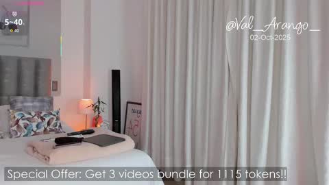 Val arango  online show from 10.02.25