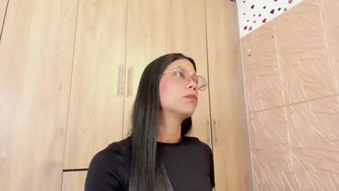 Valentina Evans online show from 08.07.26