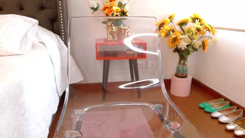 Valen Ferrer online show from 01.26.25