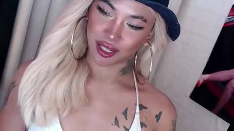 Amanda online show from 12.10.24