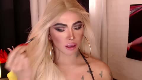 Amanda online show from 01.05.25