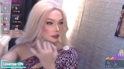 Amanda online show from 11.20.25