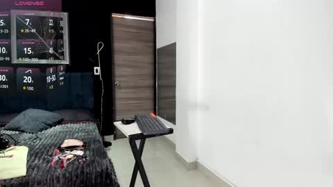 valentina_herrrera online show from 05.20.26