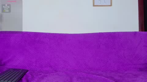 VALENTINA online show from 01.18.25