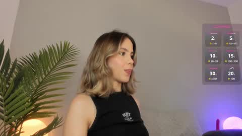 VALENTINA  online show from 09.27.25