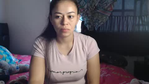 Snapshot of valentina_nappi96 chatting on 01.30.25 VALE online show from 01.30.25