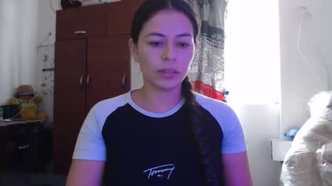 Snapshot of valentina_nappi96 chatting on 02.09.25 VALE online show from 02.09.25