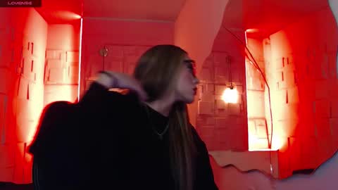 Valentina online show from 11.12.25