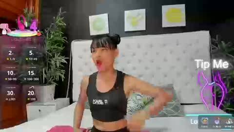 valentina_santillana online show from 09.16.25