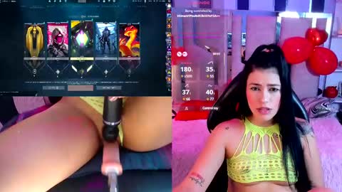 Snapshot of valentinagames chatting on 02.14.25 Valentina online show from 02.14.25