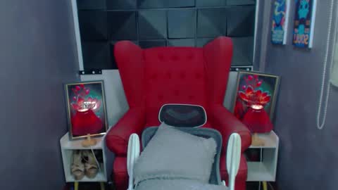 Snapshot of valentinalustontop chatting on 03.06.25 JM DONT FORGET TO FOLLOW ME online show from 03.06.25