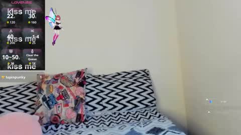 valentinamarti online show from 11.10.25