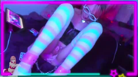 Snapshot of valentinas_dream chatting on 07.29.26 Tina Bates online show from 07.29.26