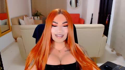 Snapshot of valentinaxqueen chatting on 01.26.25 online show from 01.26.25