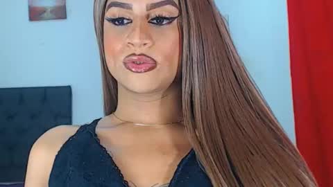 VALENTINA   online show from 01.15.25