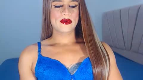 VALENTINA   online show from 12.05.25