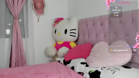 Valentine online show from 05.15.26