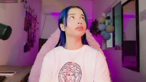 Danielle  Please help me to reach 300 thumbs up online show from 11.02.25