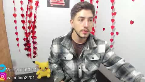 Snapshot of valentino2201 chatting on 02.21.25 valentino online show from 02.21.25