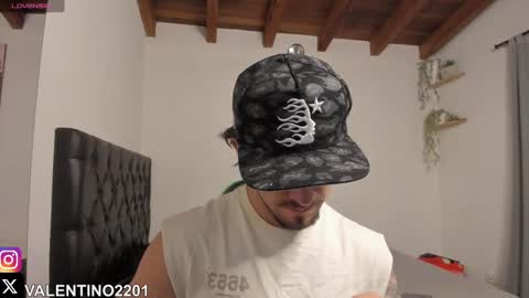 valentino online show from 10.10.25