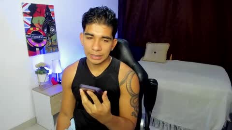 VALENTINO MOURA online show from 03.05.25