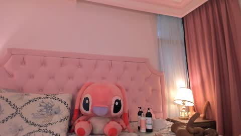 Vale Toro  online show from 09.24.25