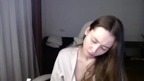 Snapshot of valents_cherry chatting on 02.12.25 Valentina online show from 02.12.25