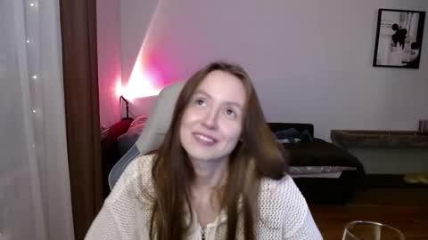 Snapshot of valents_cherry chatting on 09.15.25 Valentina online show from 09.15.25