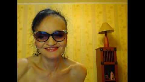valentijm online show from 02.05.25