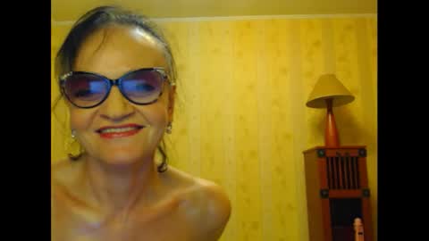 valentijm online show from 03.05.25