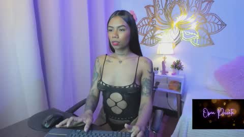 Snapshot of valeperez24 chatting on 09.27.25 Valery And Daniel online show from 09.27.25