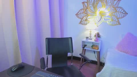 Snapshot of valeperez24 chatting on 10.07.25 Valery And Daniel online show from 10.07.25