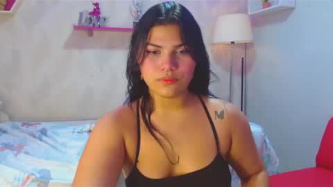 Snapshot of valeri_harpers4 chatting on 02.19.25 valeri_harpers4 online show from 02.19.25