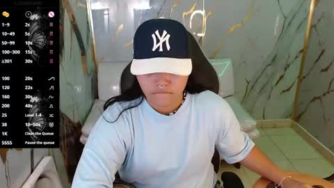 valeri_harpers4 online show from 03.22.26