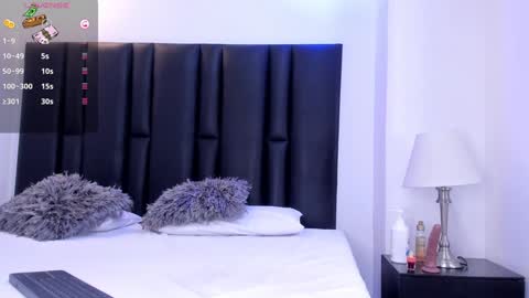 valeri_tafur online show from 12.11.24