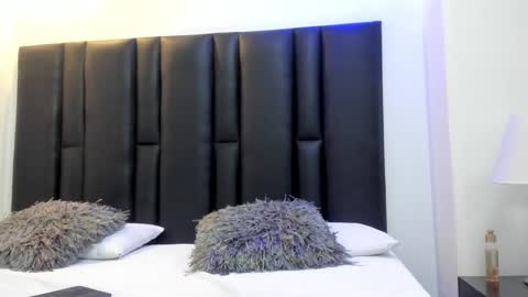 valeri_tafur online show from 12.27.24