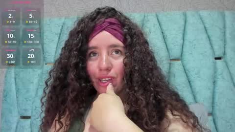 Valeria online show from 10.17.25